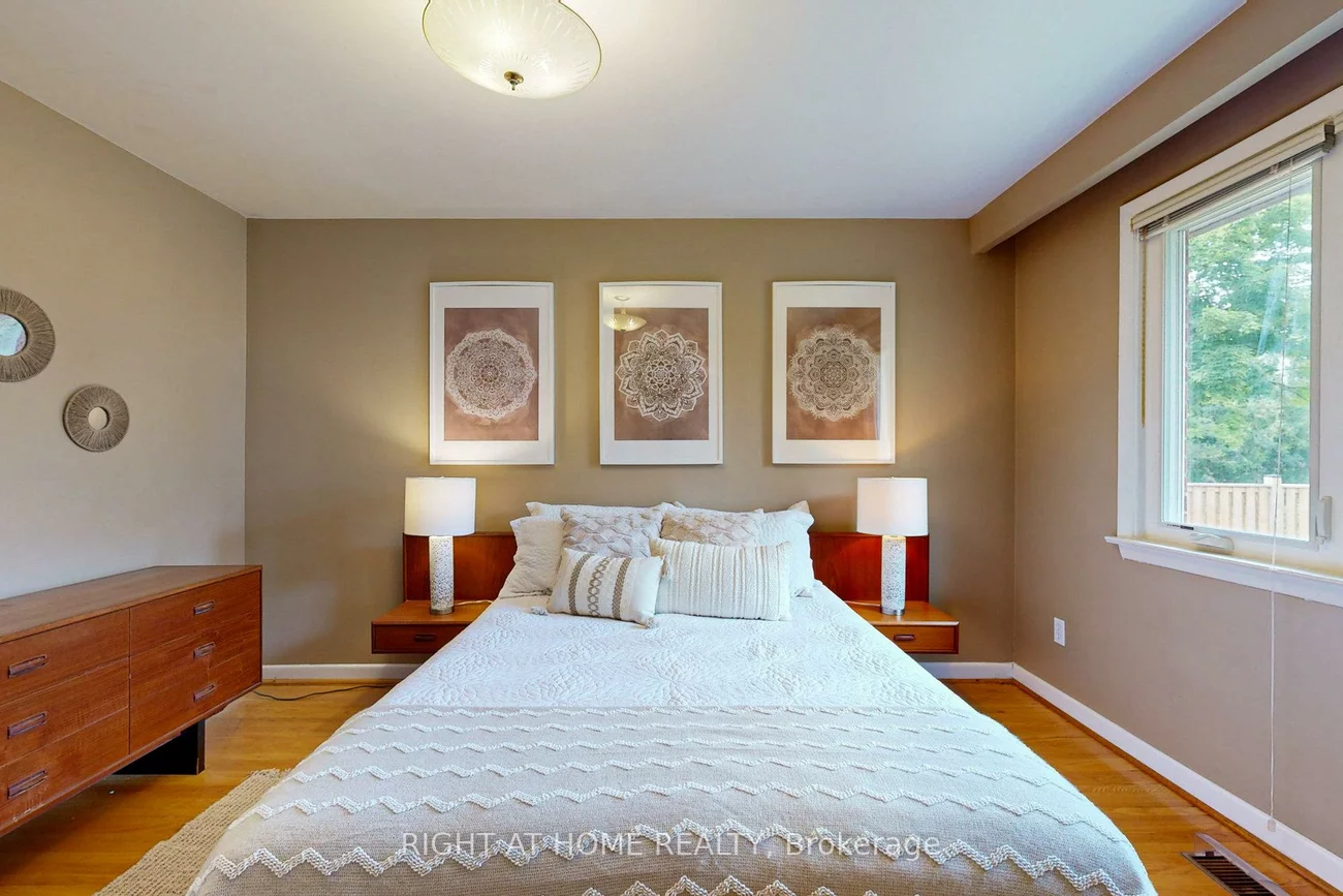 220, Homewood, Newtonbrook West, Toronto
