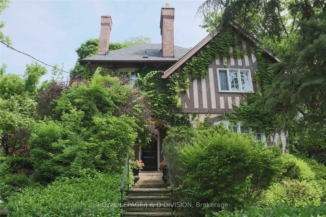 76, Poplar Plains, Casa Loma, Toronto