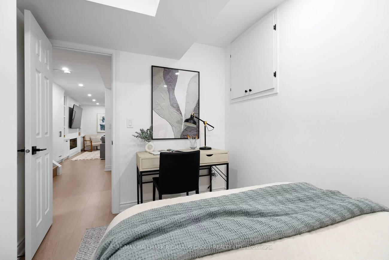 58, Winnifred, South Riverdale, Toronto