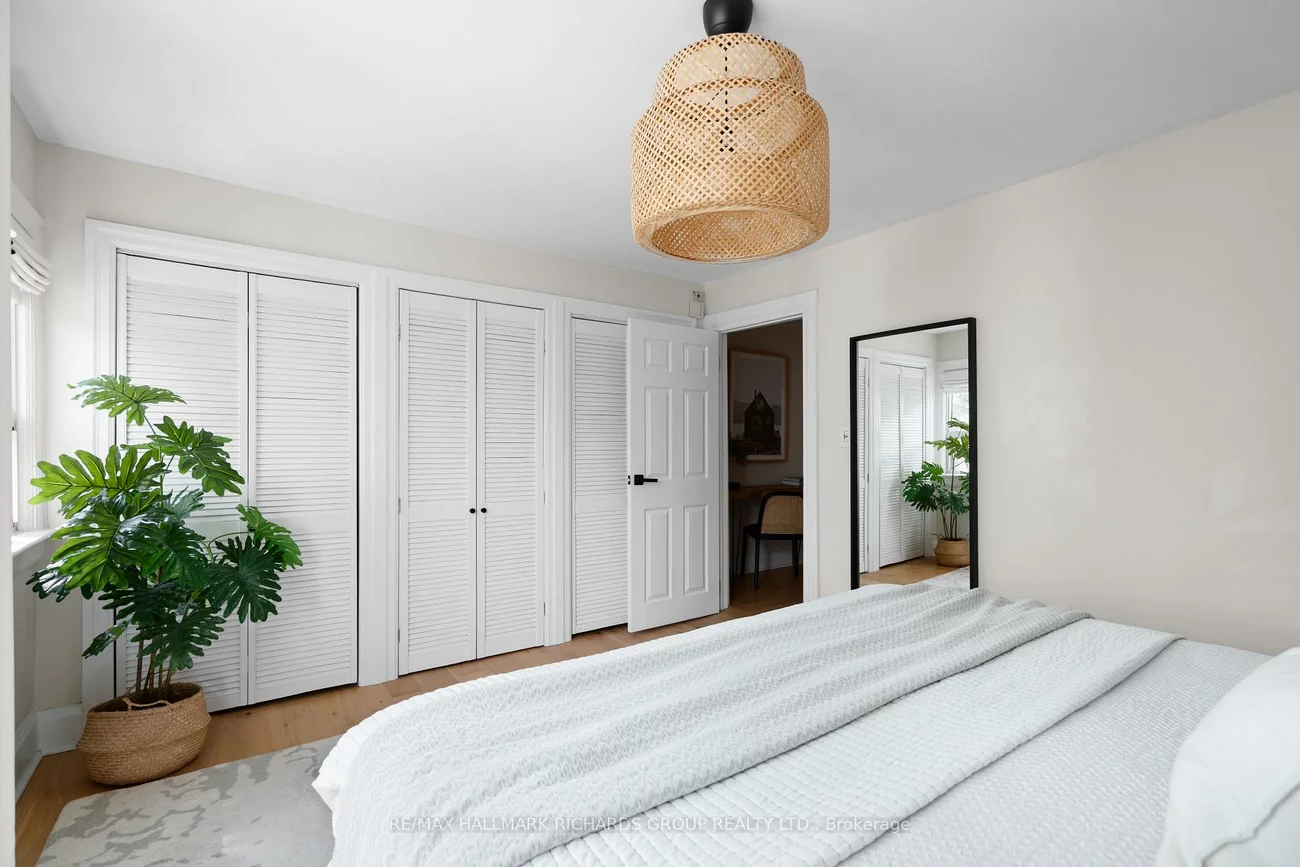 58, Winnifred, South Riverdale, Toronto