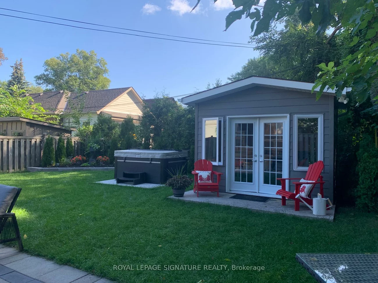 205, Prince Edward, Stonegate-Queensway, Toronto