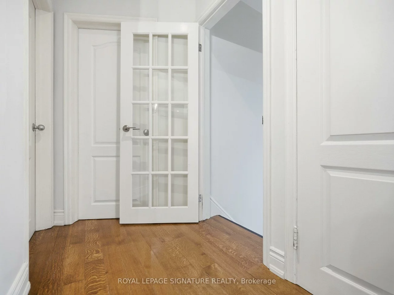 205, Prince Edward, Stonegate-Queensway, Toronto