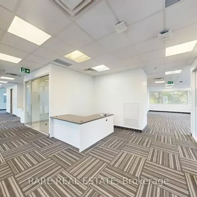 commercial, lease, Office, 2828 Bathurst St, Englemount-Lawrence, Toronto 
 2828 Bathurst St, Englemount-Lawrence, Toronto