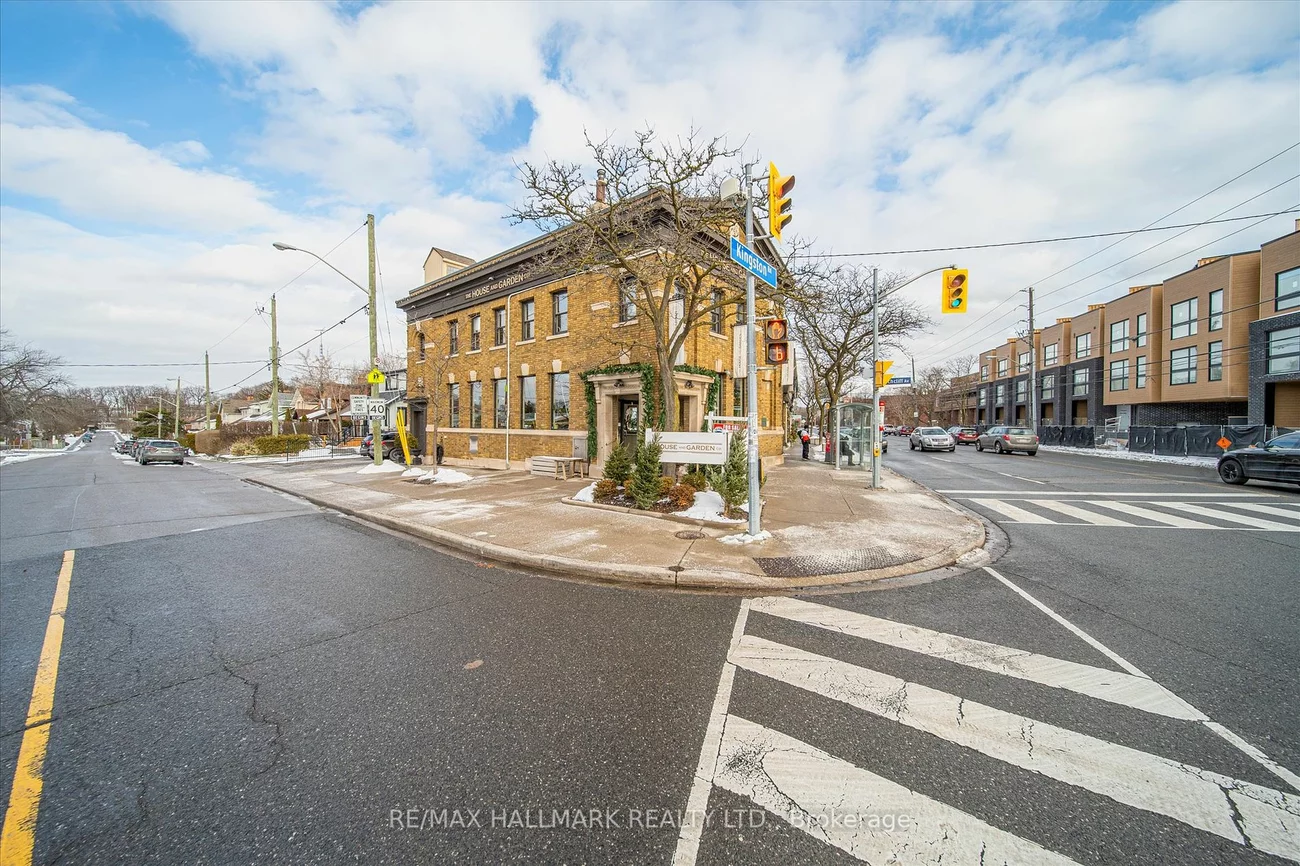 1660 KINGSTON Rd, Toronto