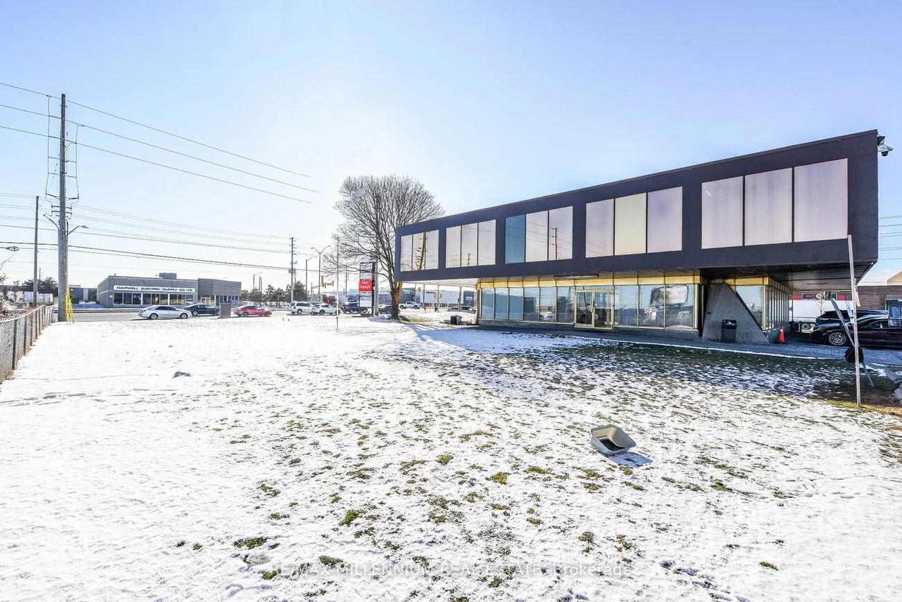 1300 Steeles Ave E, Brampton