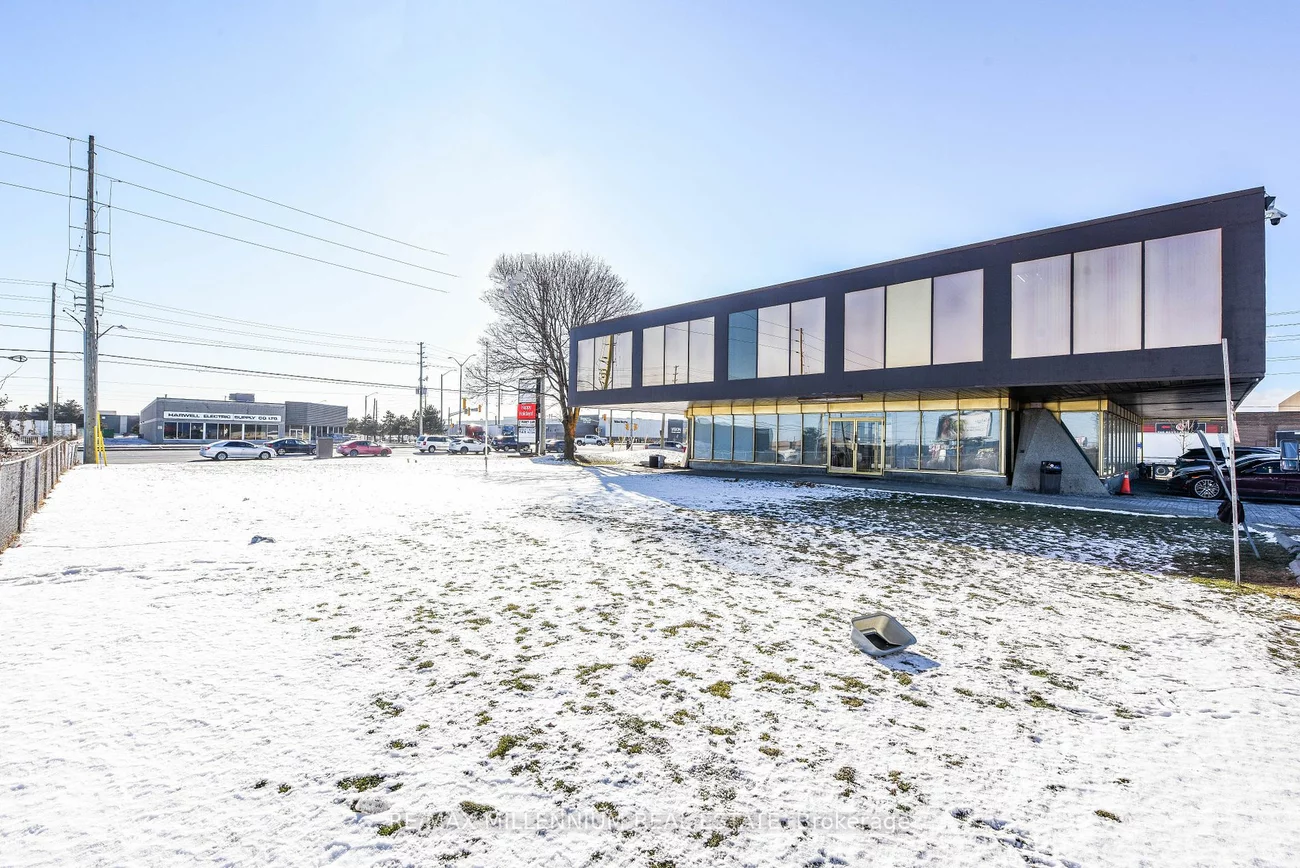 1300 Steeles Ave, Brampton