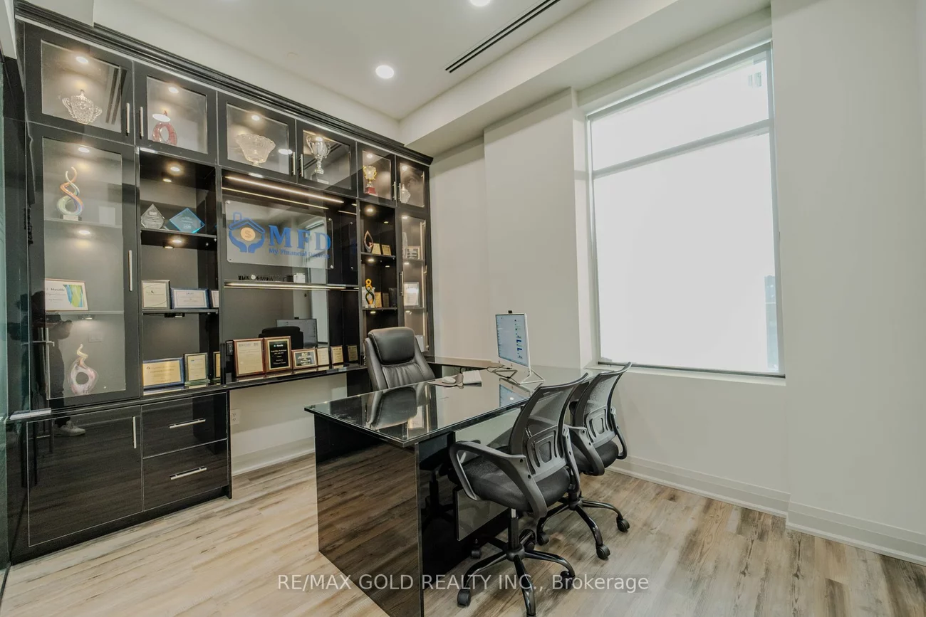 3465 Platinum Dr, Mississauga