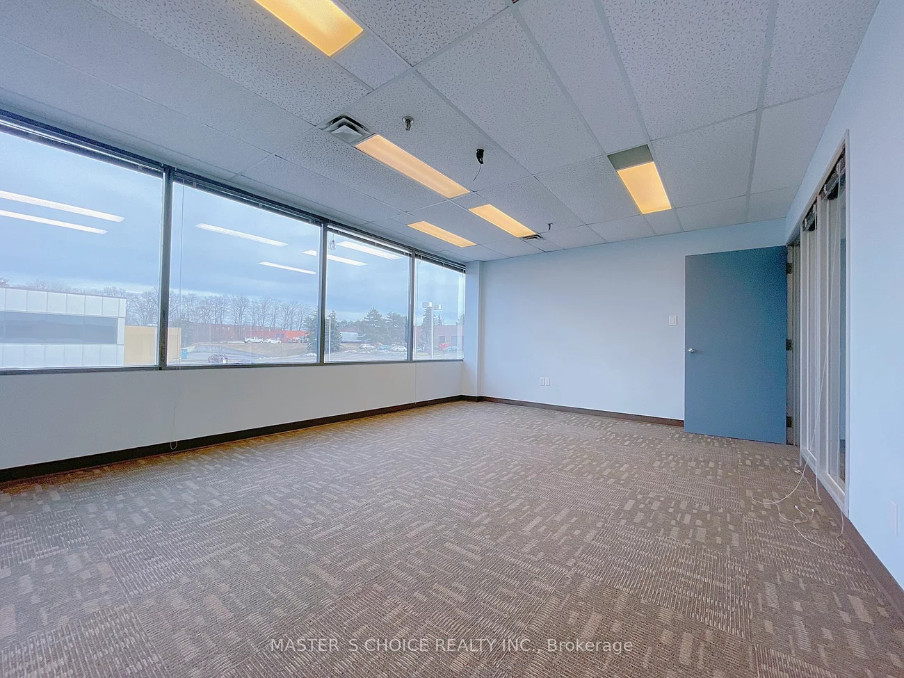 160 Traders Blvd E, Mississauga