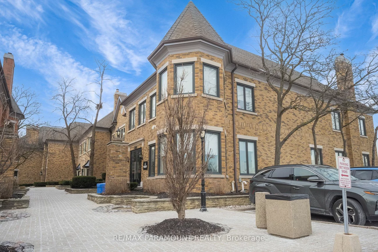 4307 Village Centre Crt, Mississauga