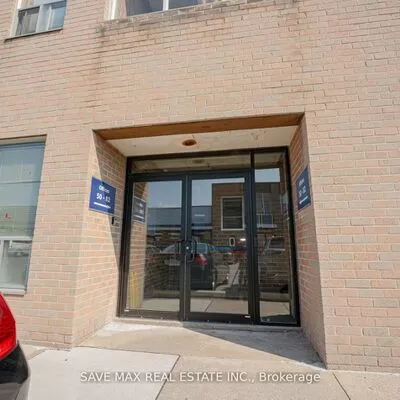 commercial, lease, Office, 2455 Cawthra Rd, Dixie, Mississauga 
 2455 Cawthra Rd, Dixie, Mississauga