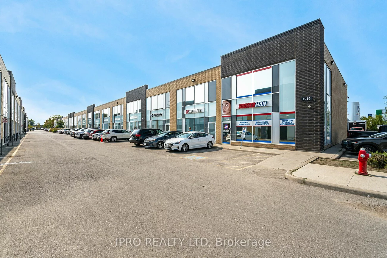 1215 Queensway  E, Mississauga