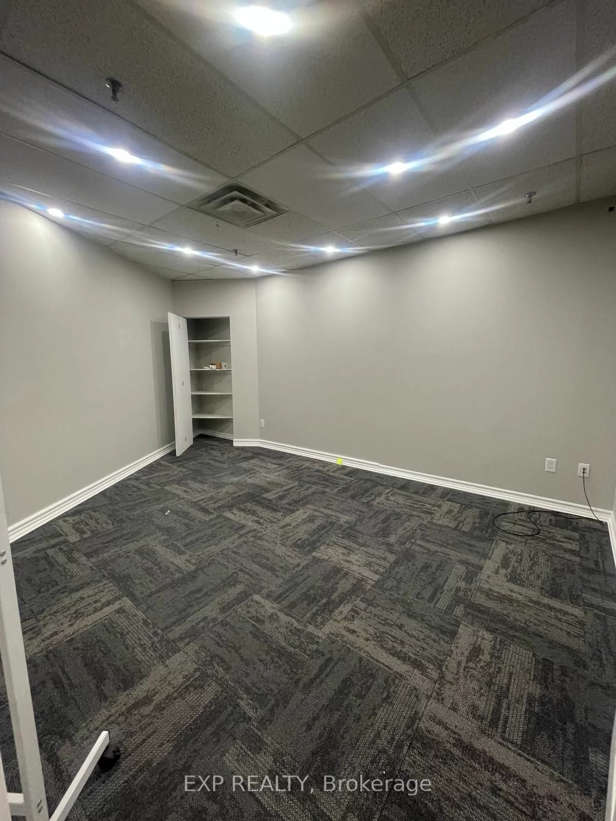 4370 Steeles (Office 2) Ave, Vaughan