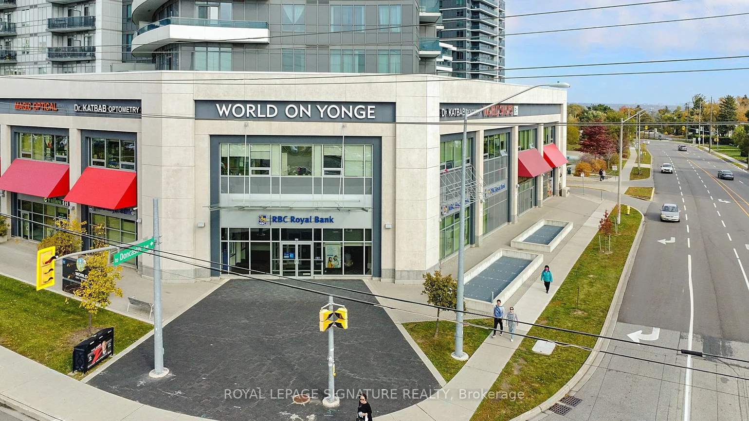 7163 Yonge St, Markham