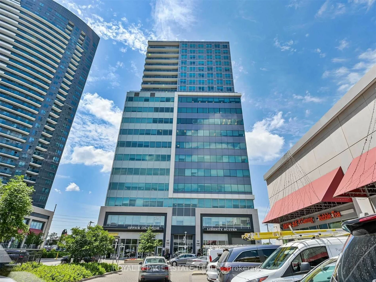 7191 Yonge St, Markham