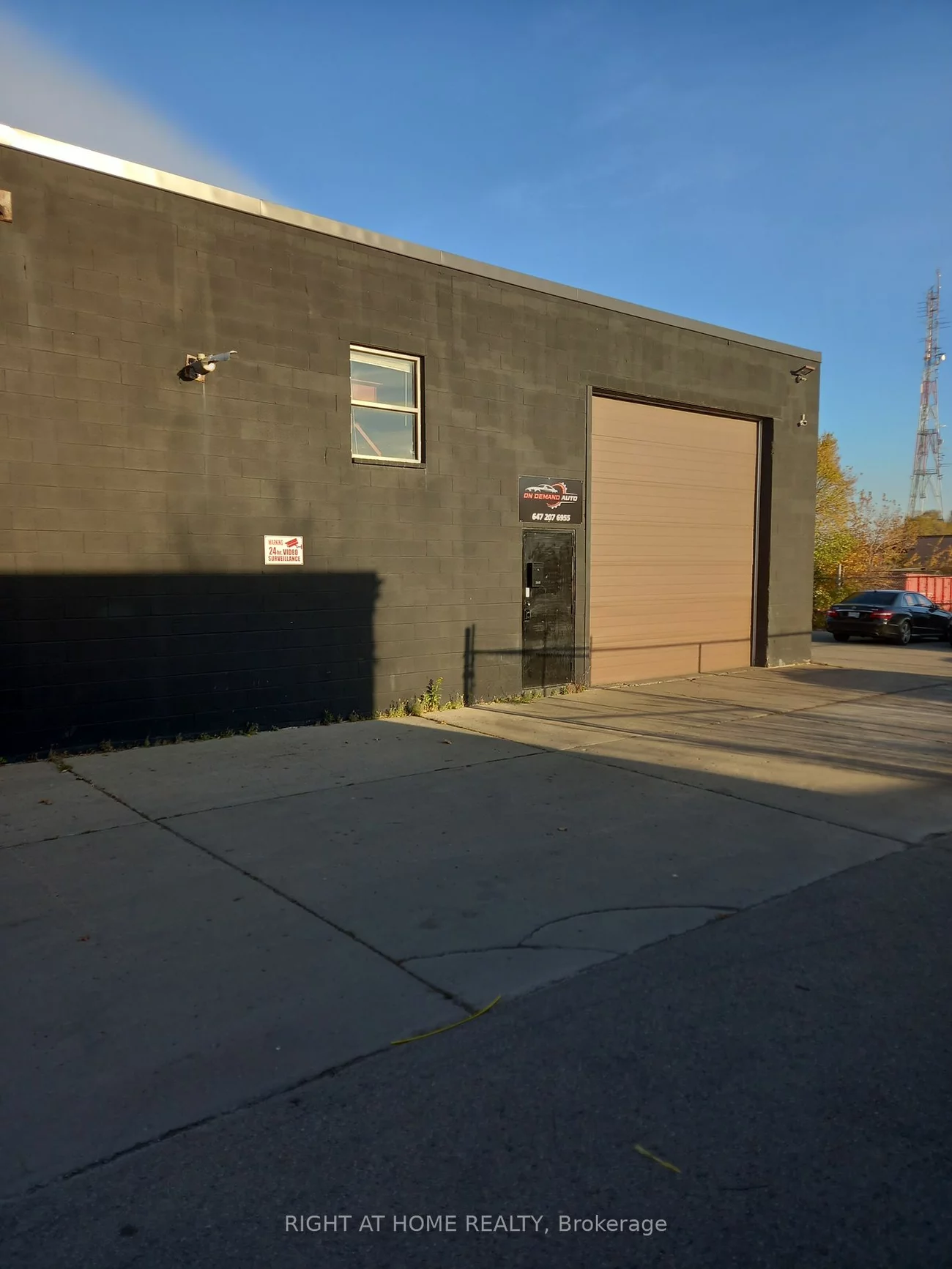 110 Industrial Rd, Richmond Hill