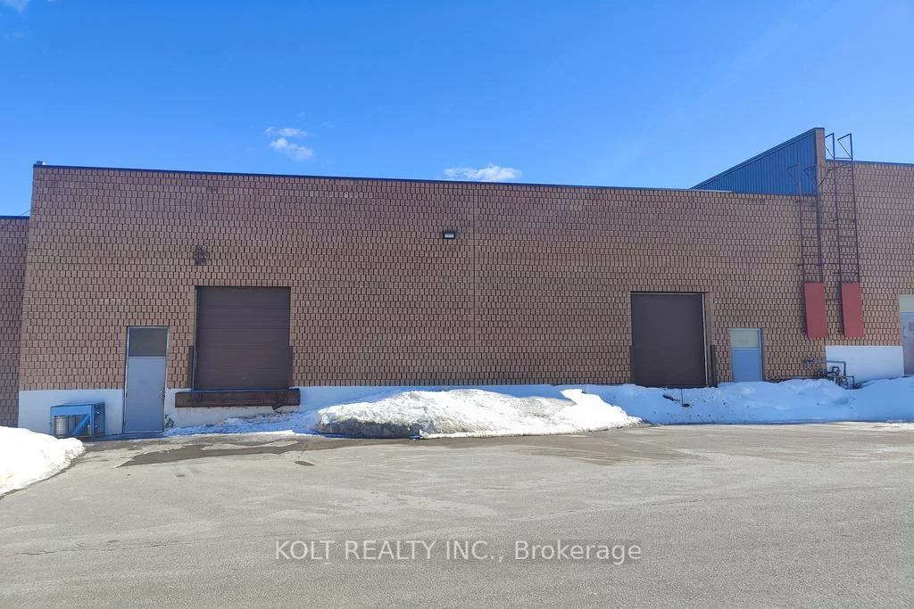 226, Industrial, Aurora Village, Aurora