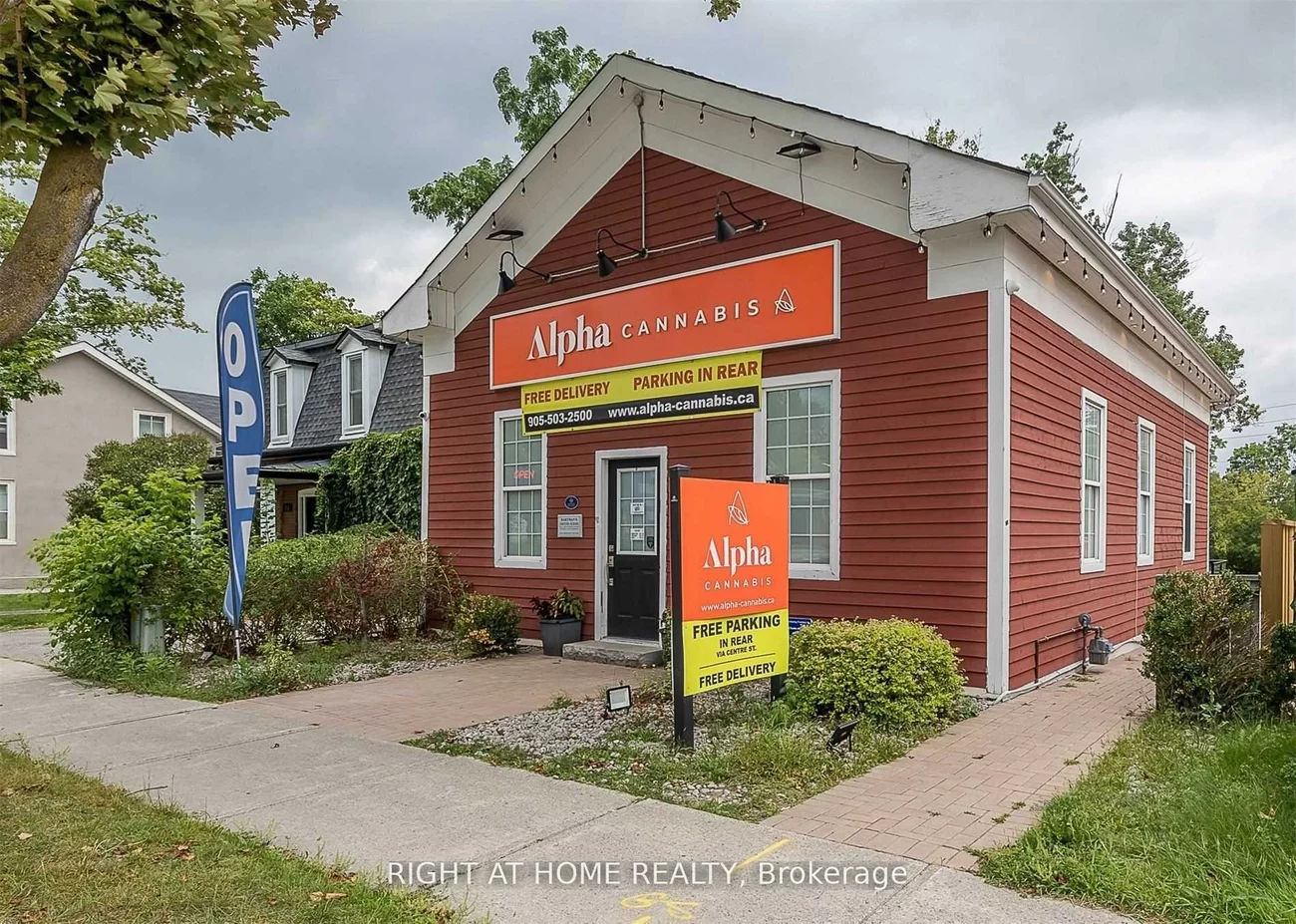 118, Wellington, Aurora Village, Aurora