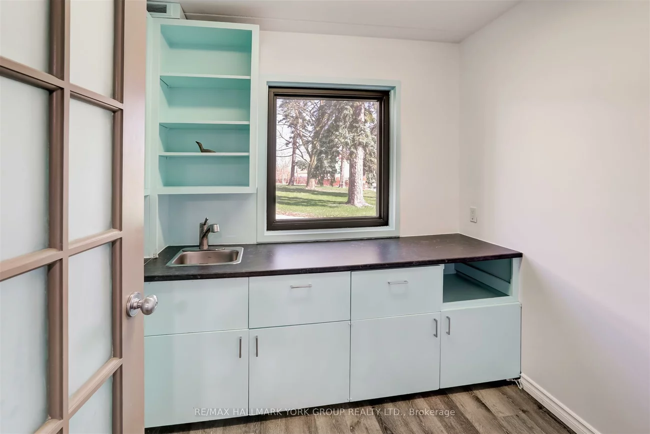 15064, Yonge, Aurora Village, Aurora