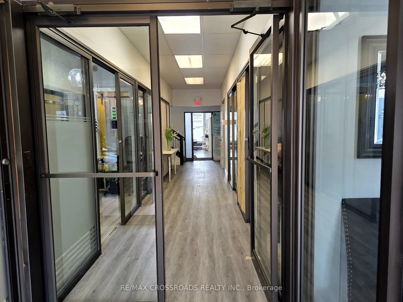 15221, Yonge, Aurora Village, Aurora