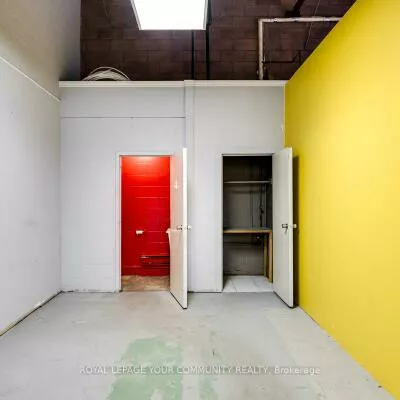 255, Industrial, Aurora Village, Aurora