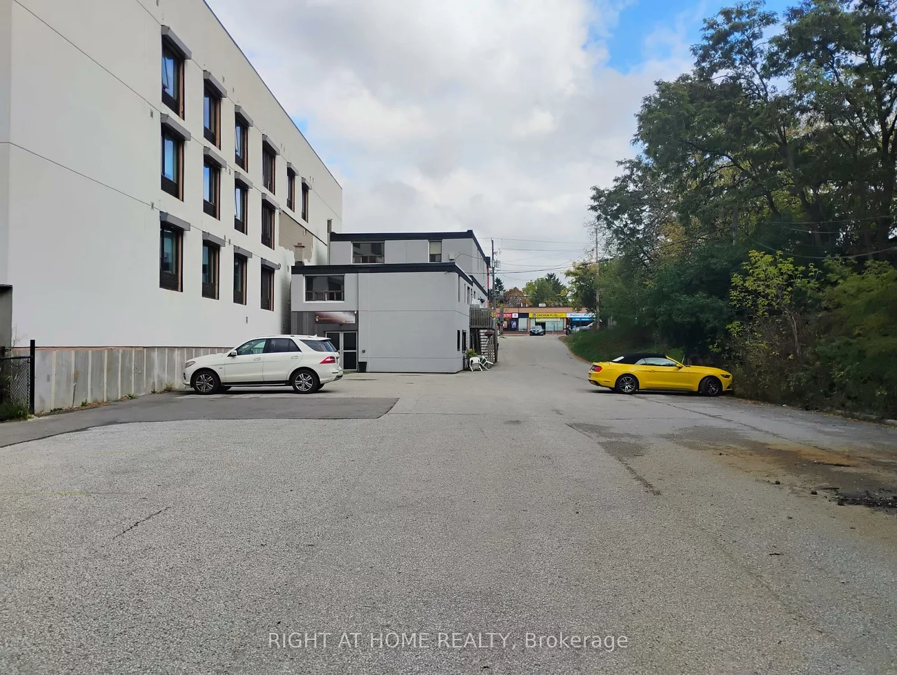 15504, Yonge, Aurora Heights, Aurora