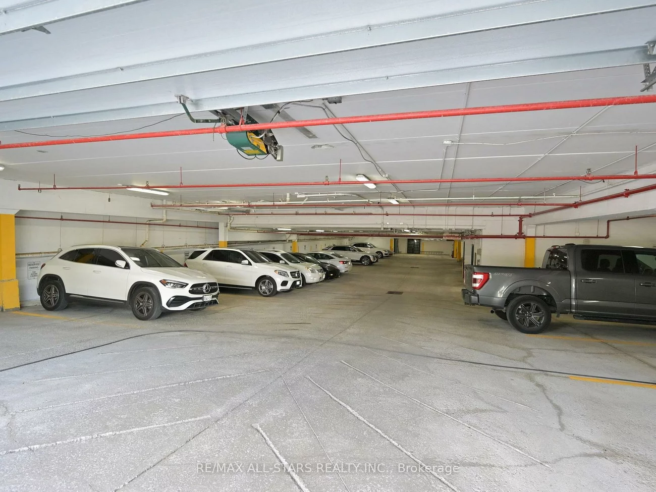 38, Wellington, Aurora Village, Aurora