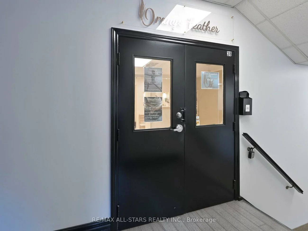 38, Wellington, Aurora Village, Aurora