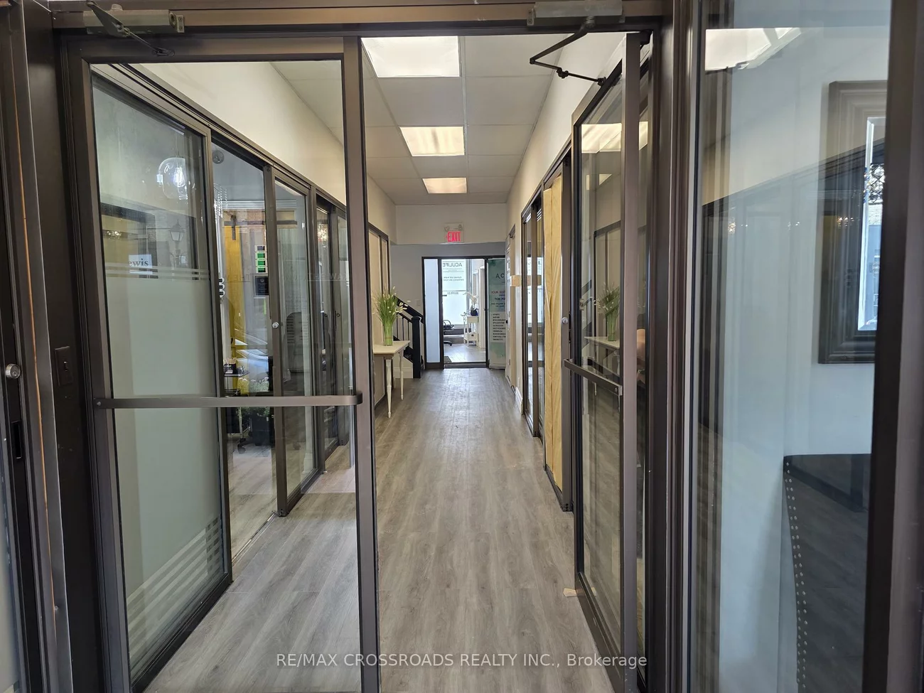 15221, Yonge, Aurora Village, Aurora