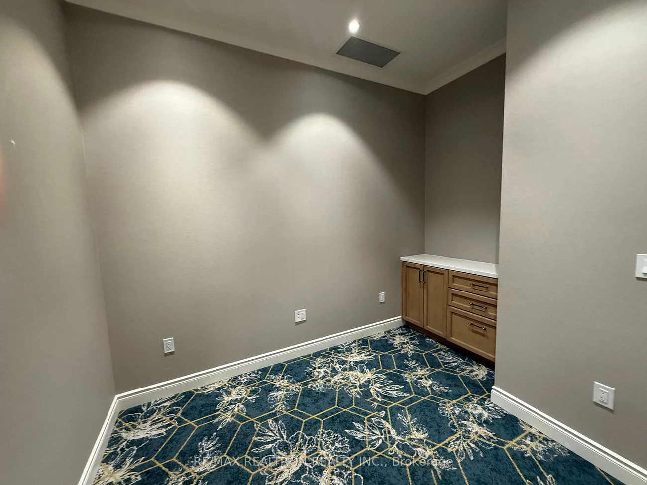 14785, Yonge, Rural Aurora, Aurora