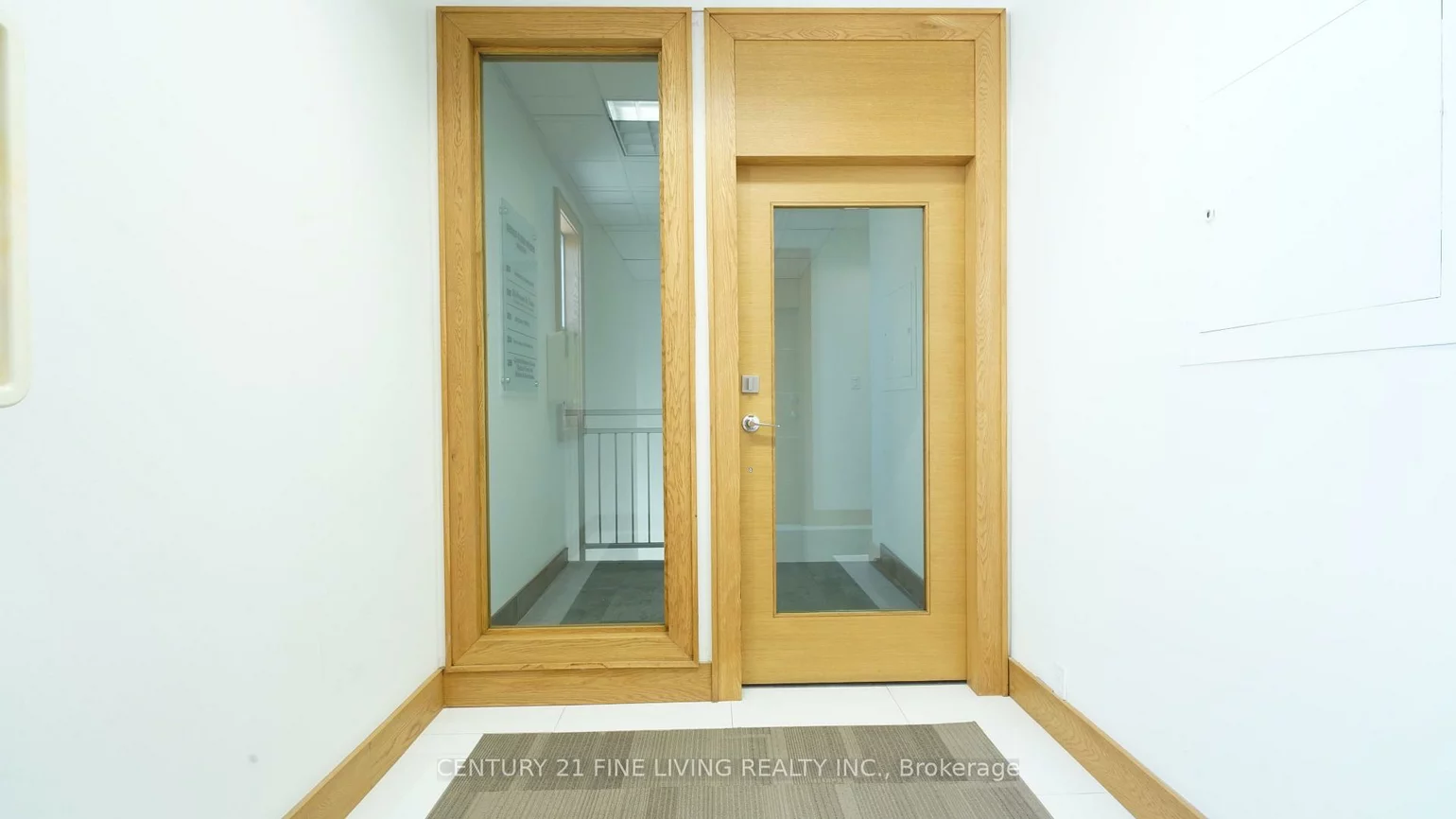 15260, Yonge, Aurora Village, Aurora