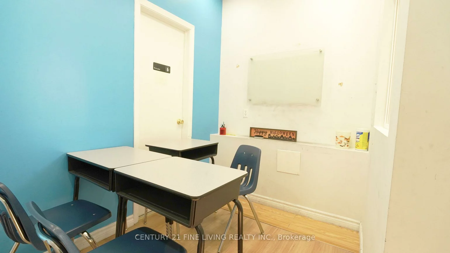 15260, Yonge, Aurora Village, Aurora