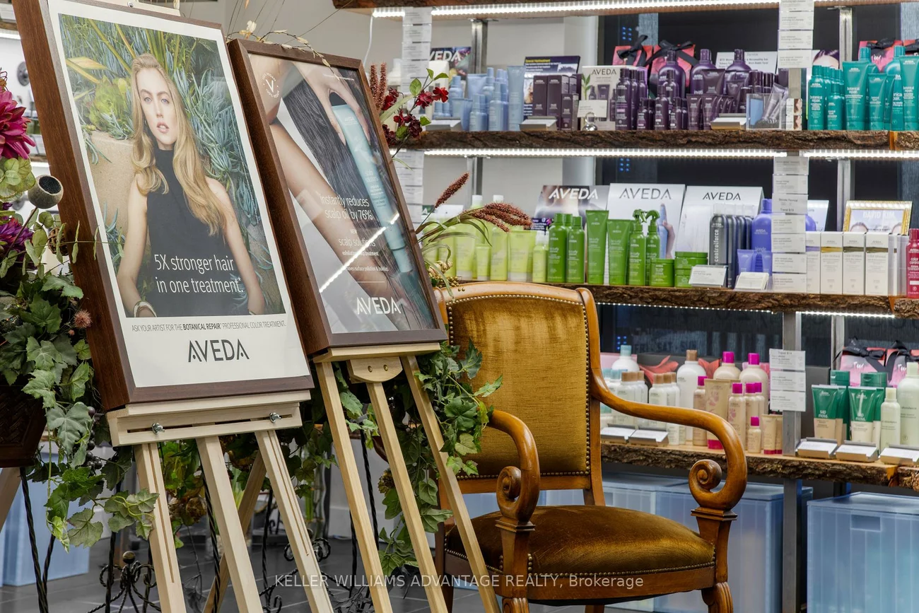 15171, Yonge, Aurora Village, Aurora