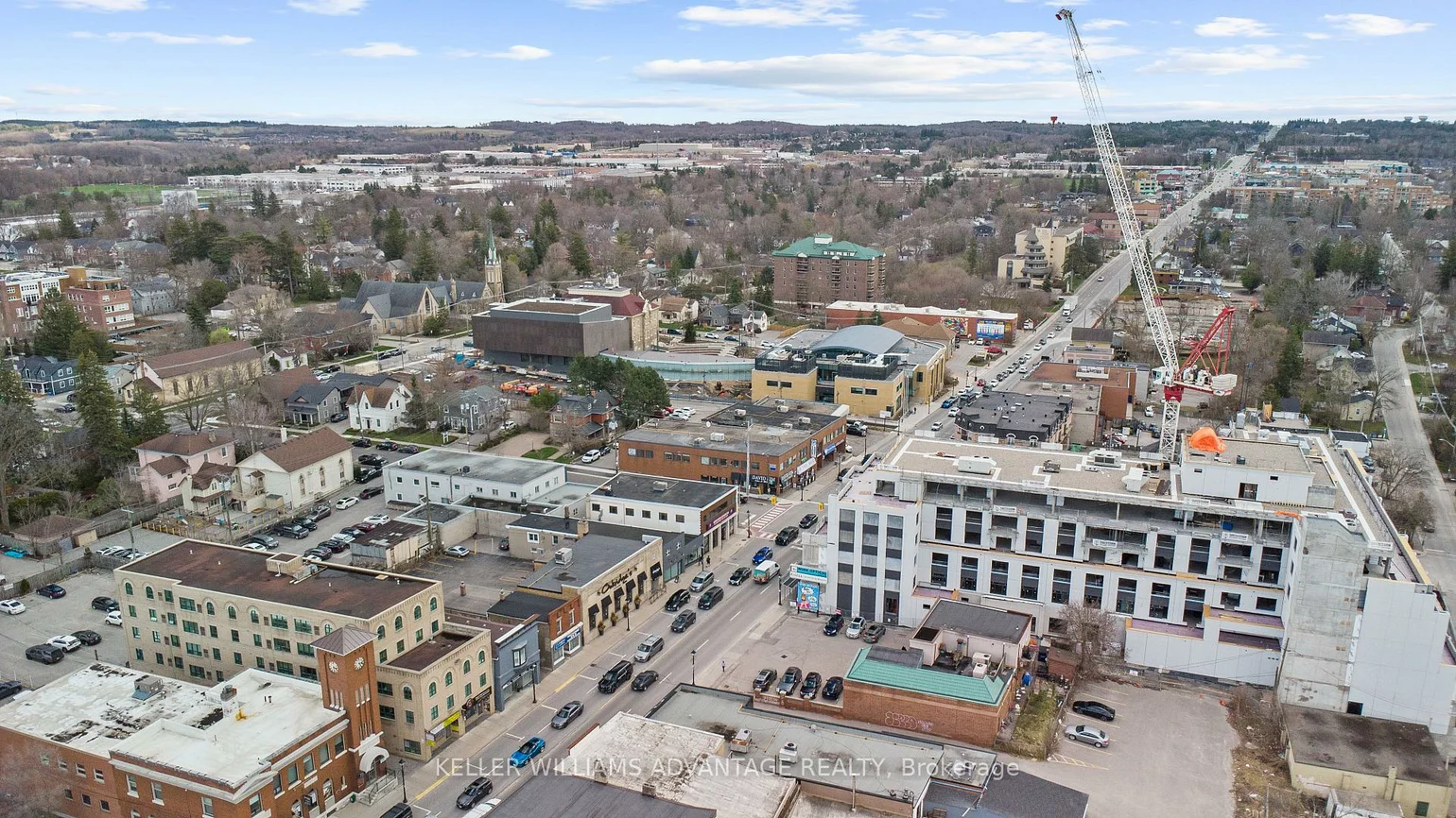 15171, Yonge, Aurora Village, Aurora