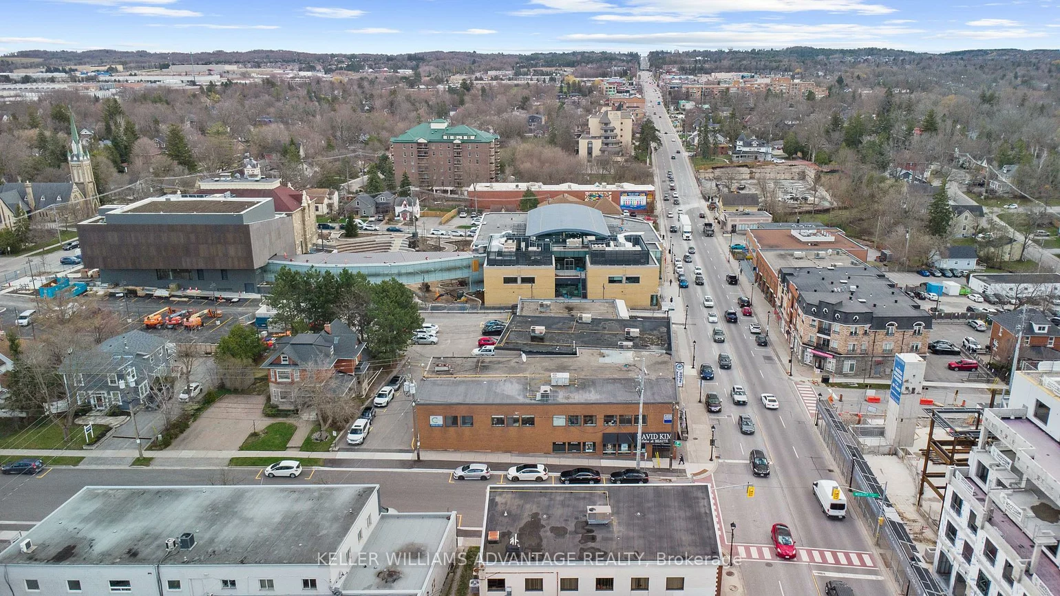 15171, Yonge, Aurora Village, Aurora