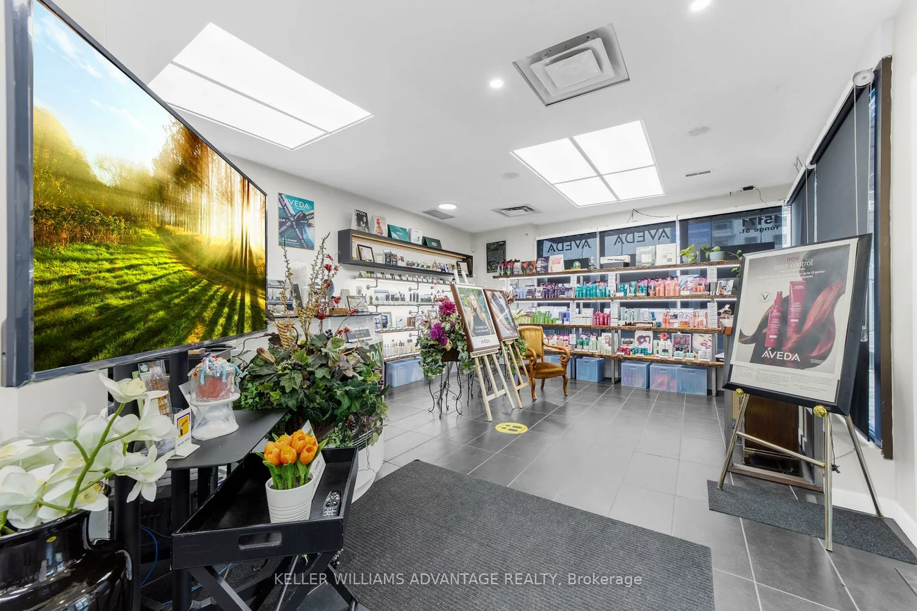 15171, Yonge, Aurora Village, Aurora