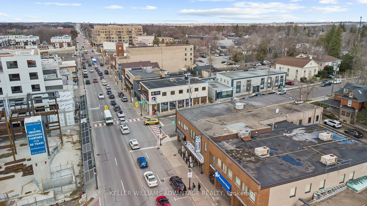 15171, Yonge, Aurora Village, Aurora