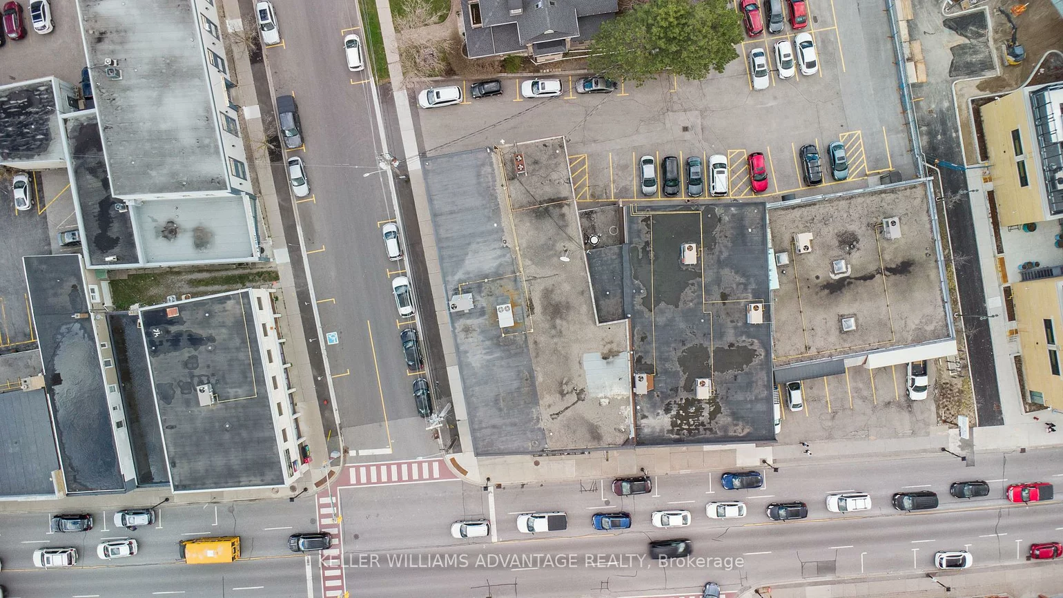 15171, Yonge, Aurora Village, Aurora