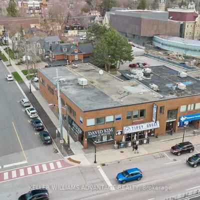 15171, Yonge, Aurora Village, Aurora