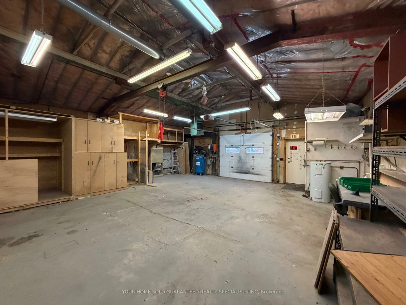 41, Temperance, Aurora Village, Aurora