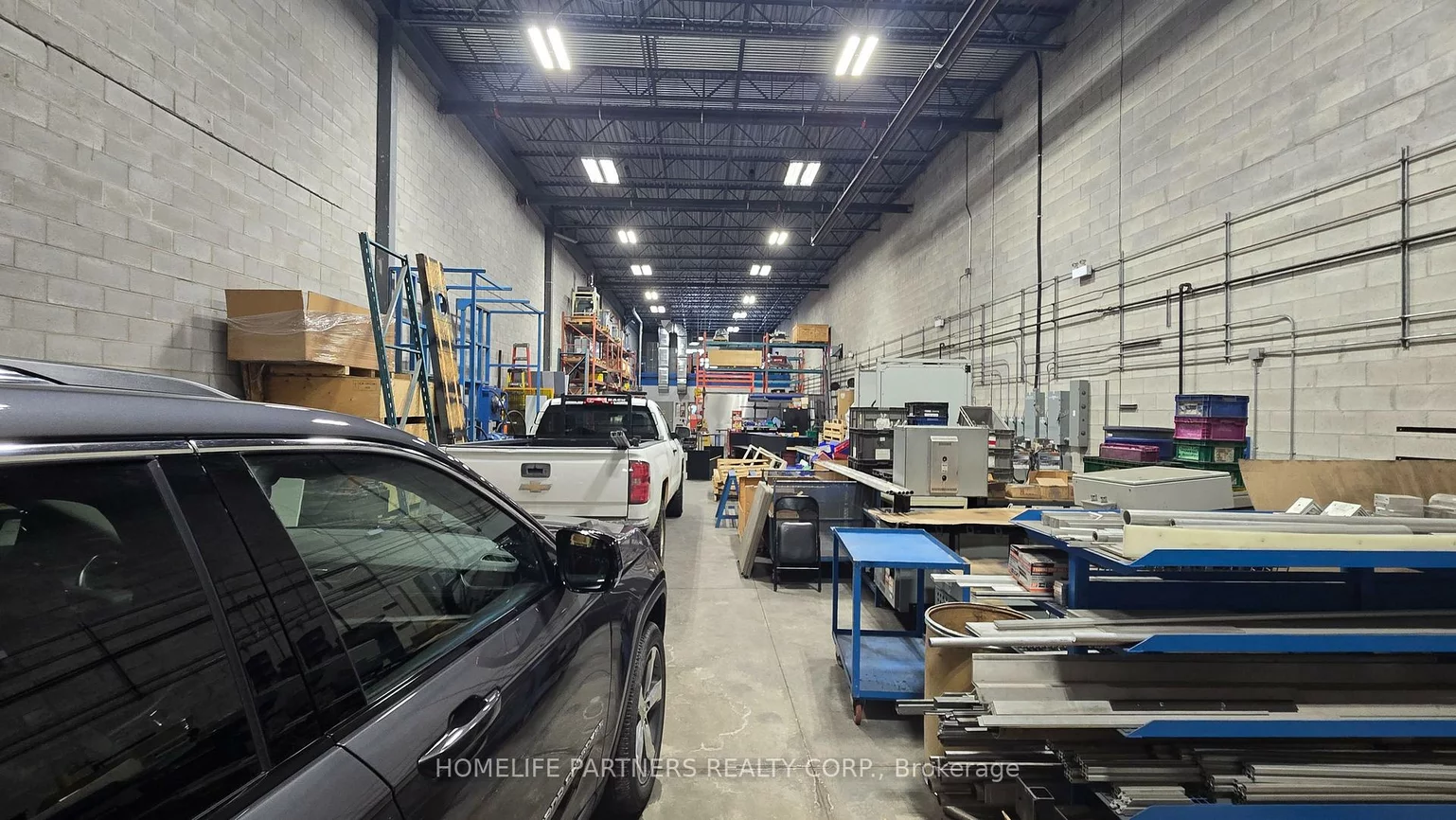 145, Industrial, Aurora Village, Aurora