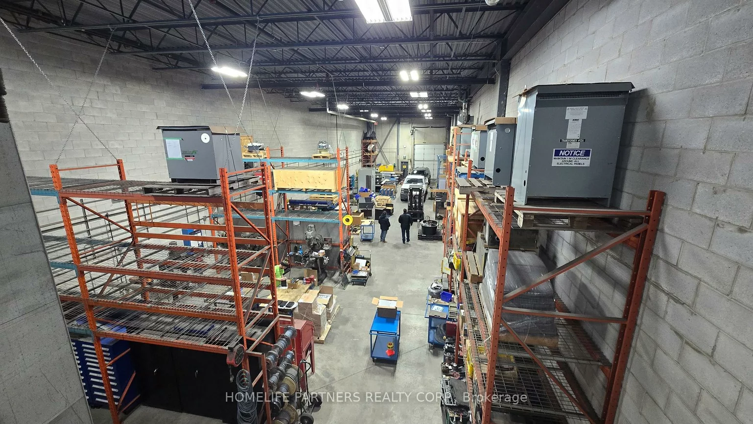 145, Industrial, Aurora Village, Aurora