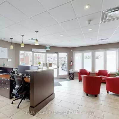 117, Wellington, Aurora Village, Aurora