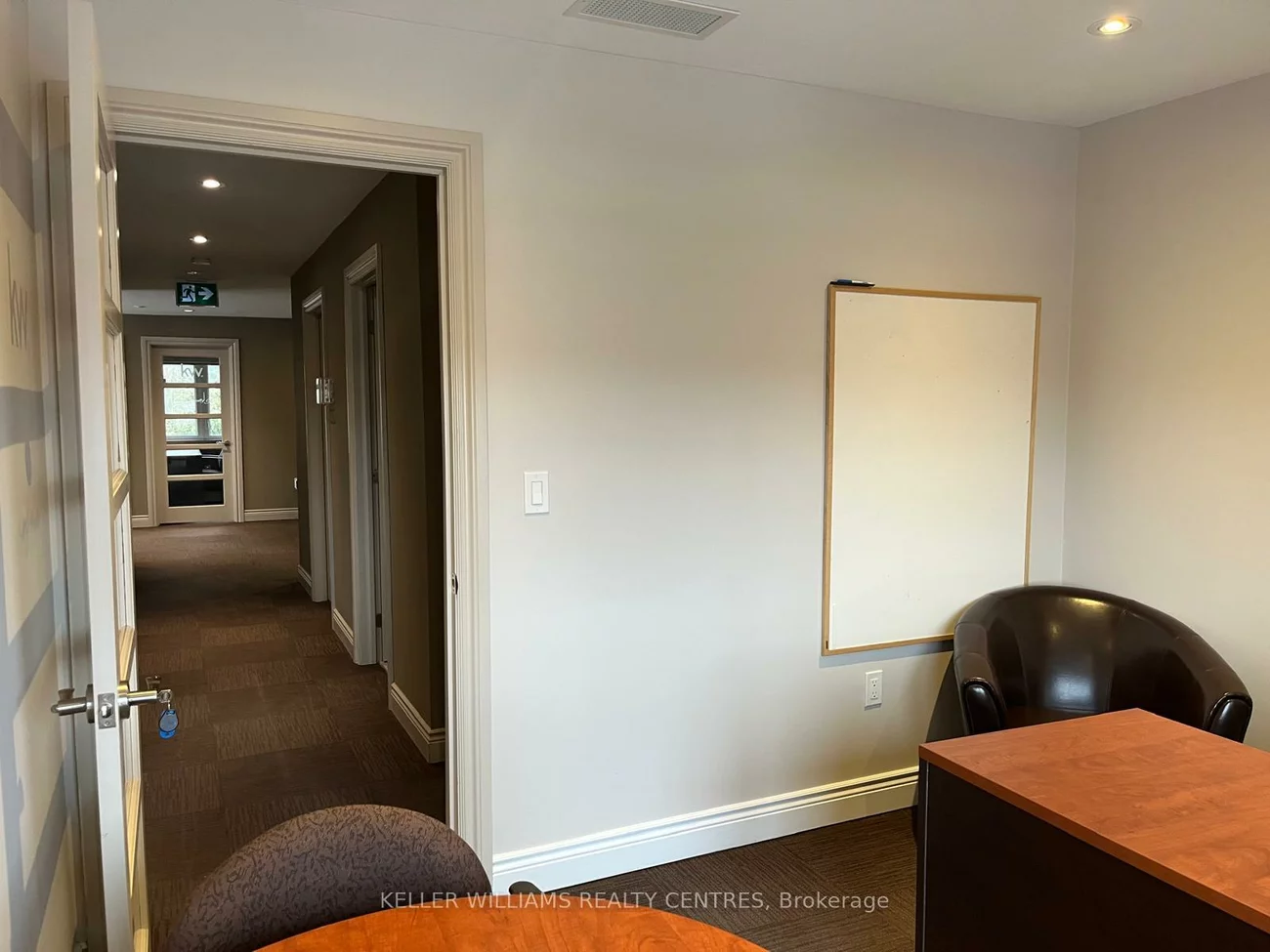 117, Wellington, Aurora Village, Aurora