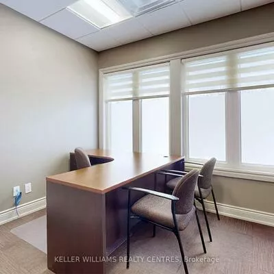 117, Wellington, Aurora Village, Aurora