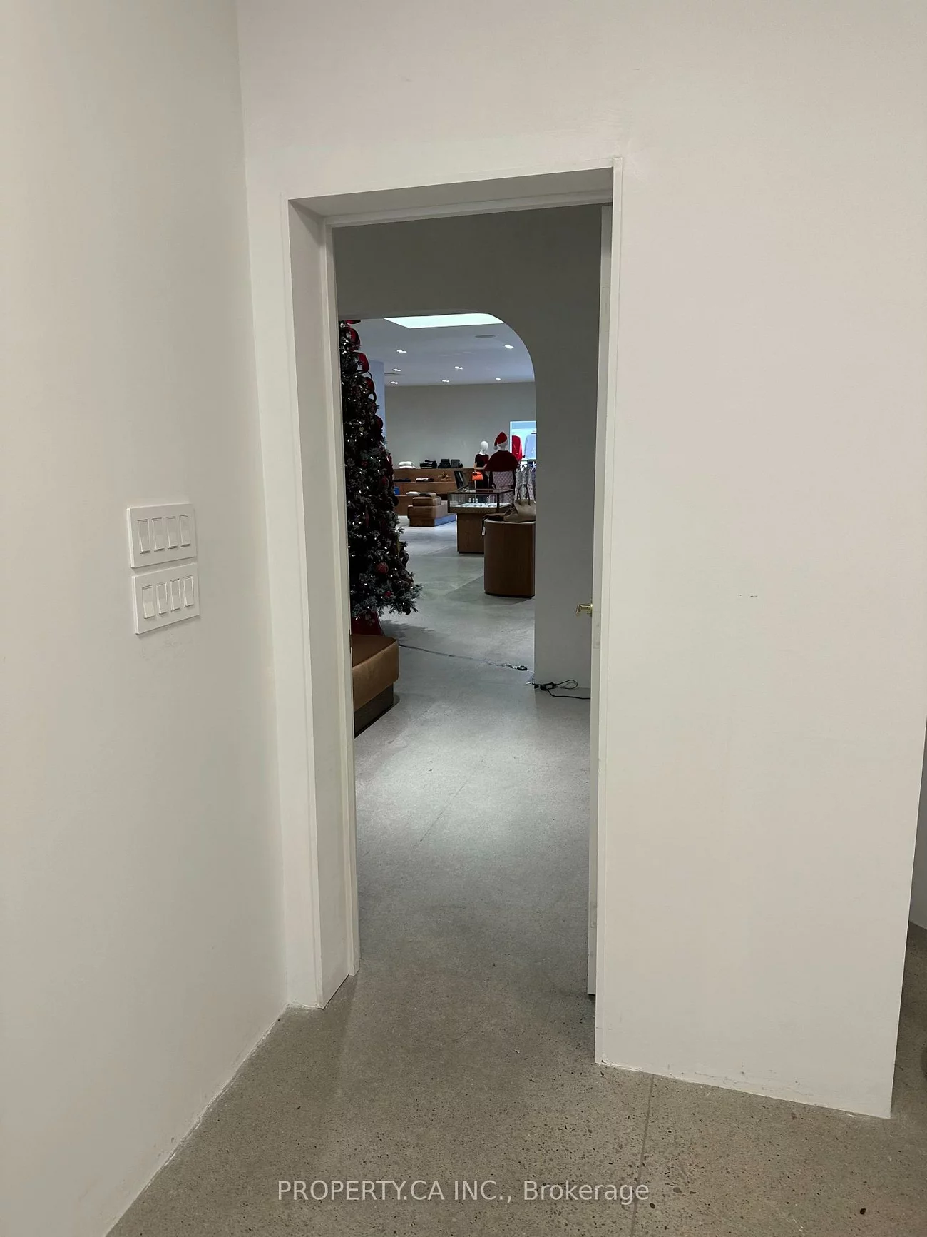 14799, Yonge, Aurora Village, Aurora