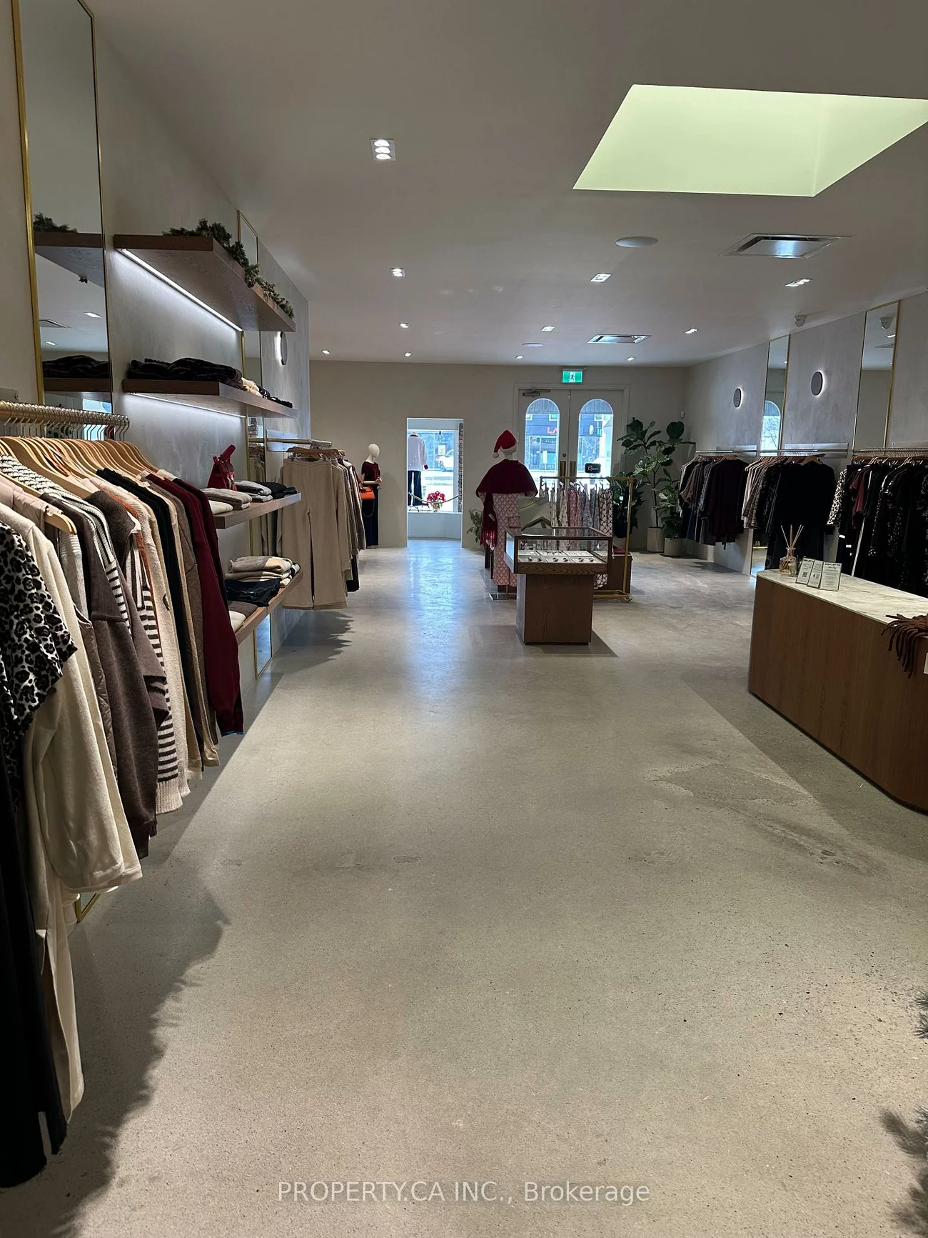 14799, Yonge, Aurora Village, Aurora