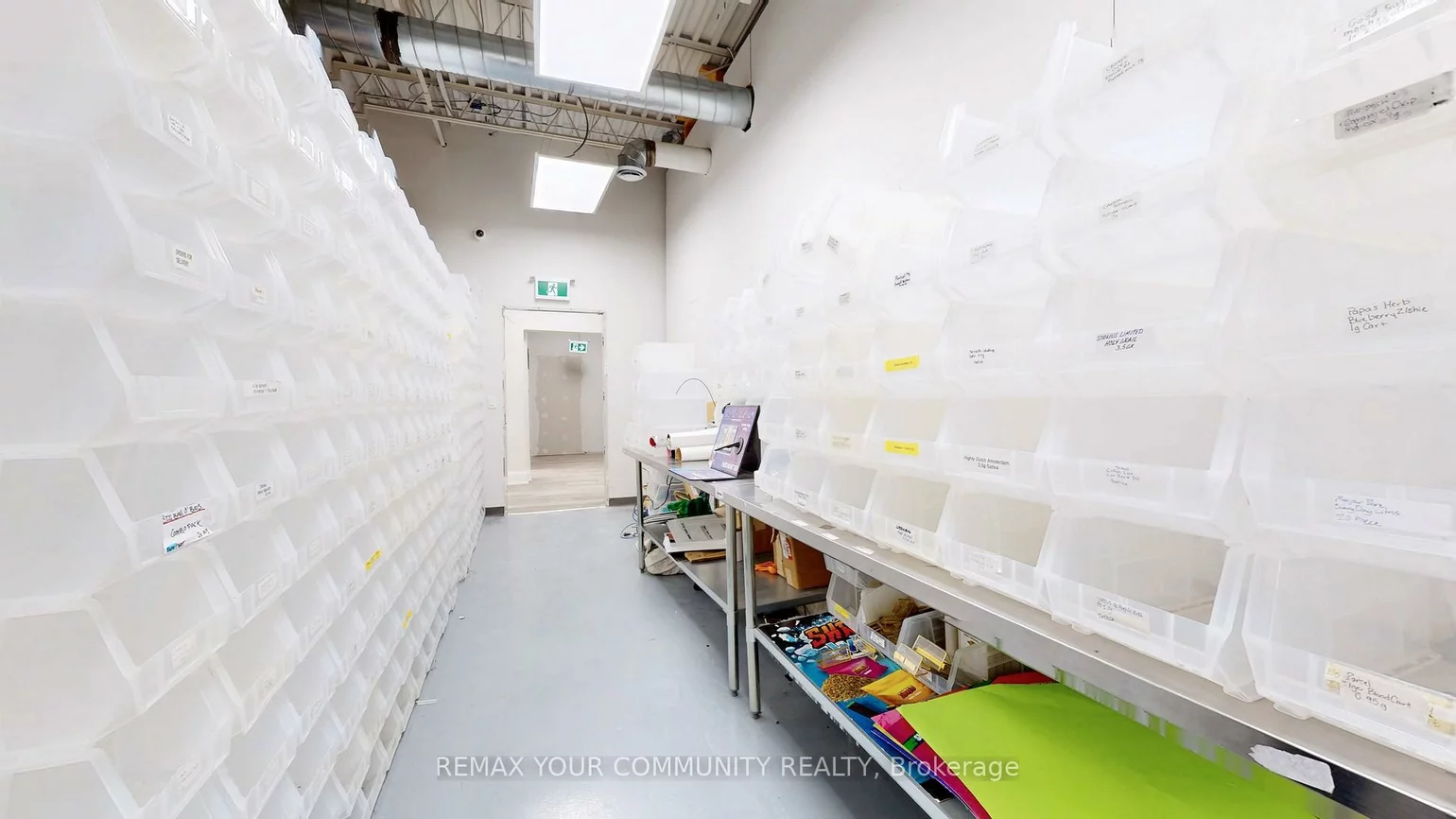 15543, Yonge, Aurora Village, Aurora