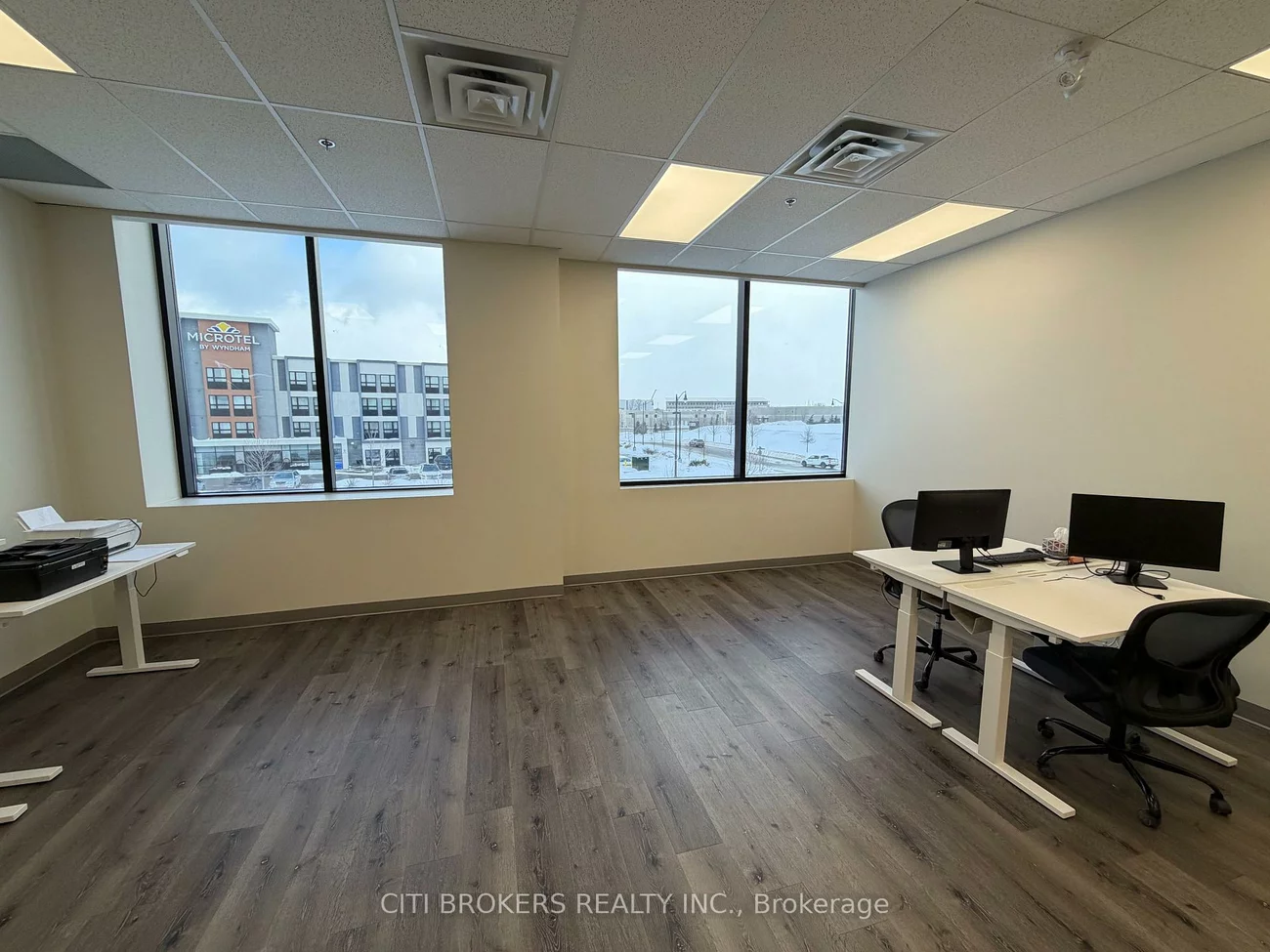 45, Eric T Smith, Bayview Southeast, Aurora