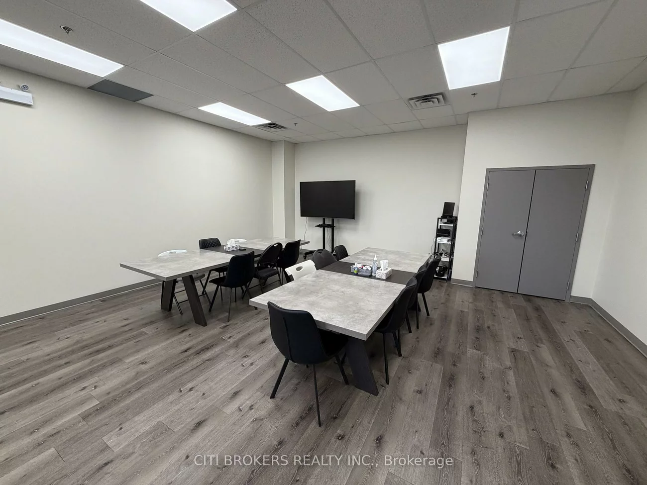 45, Eric T Smith, Bayview Southeast, Aurora