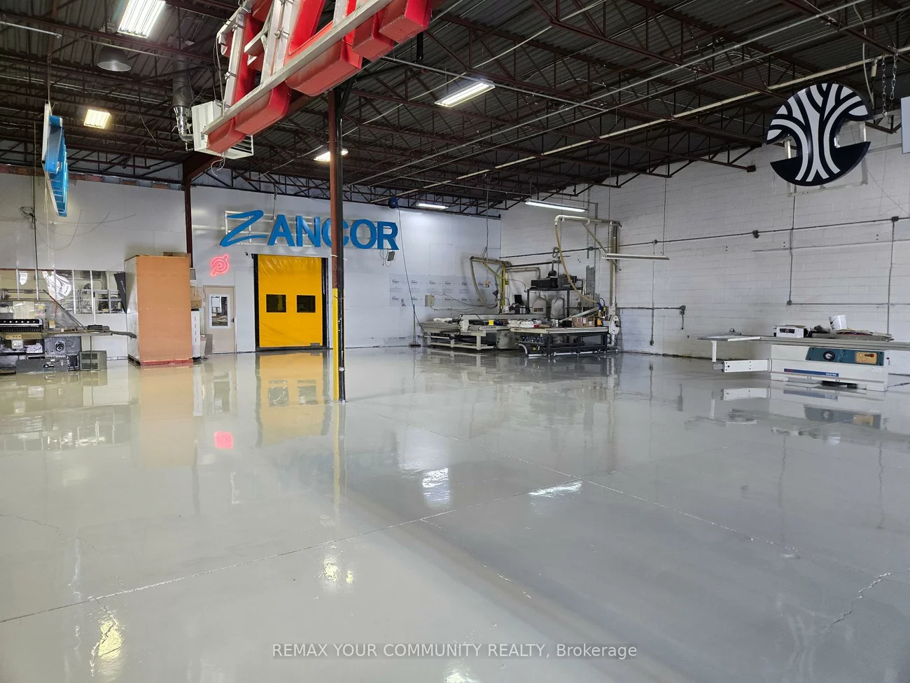 145/1, Engelhard, Aurora Grove, Aurora